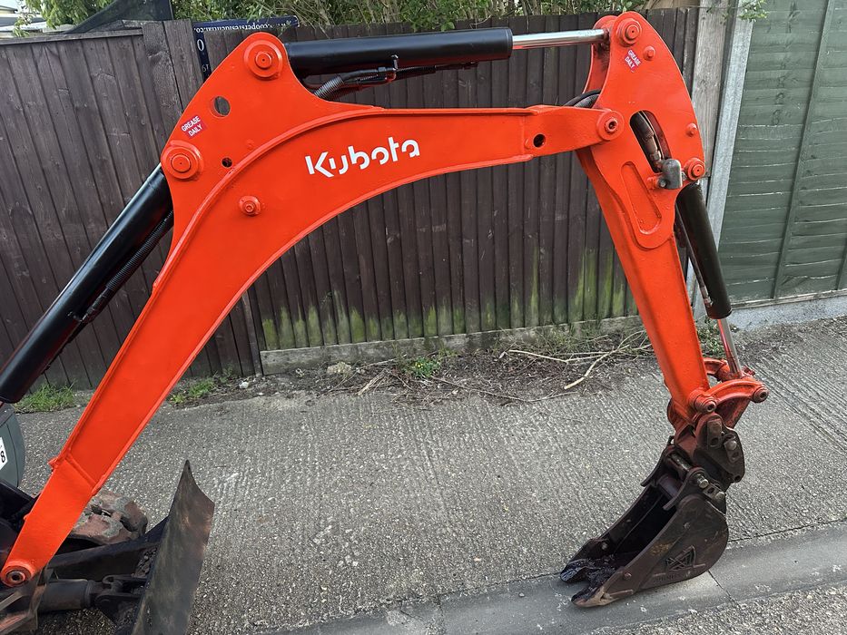 Kubota kx36-3  2011   1.5 tone excavator