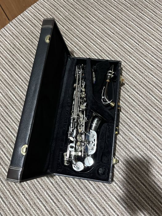 saxofon foarte bun