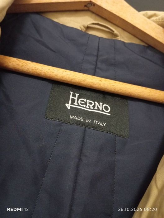 Herno яке L размер