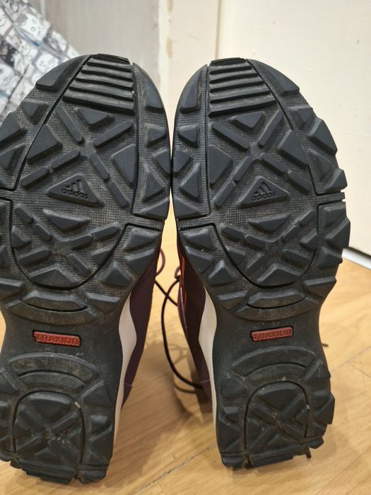 Туристически Adidas Terrex бордо