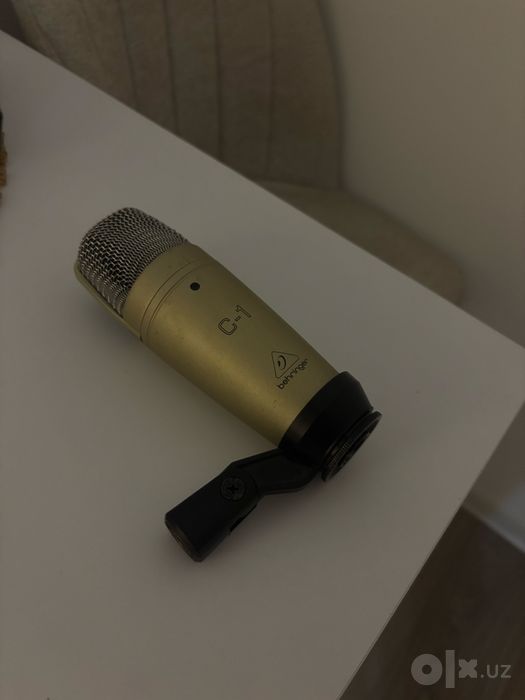 Студийный комплект M-Audio M-Track 2X2 + Behringer C-1