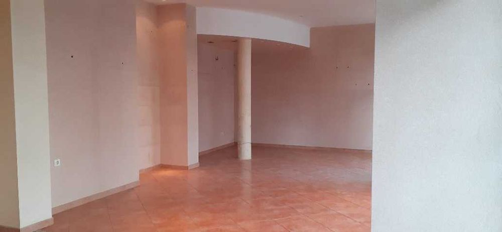 Давам под наем Магазин на ул.Опълченска