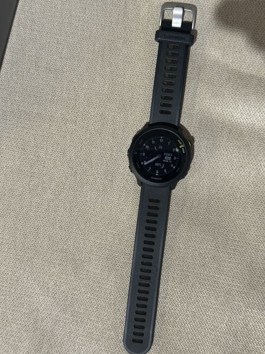 Garmin Forerruner 55 42mm. Чисто Нов!