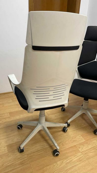 Офис столове - 2бр. цена на брой - виж описание