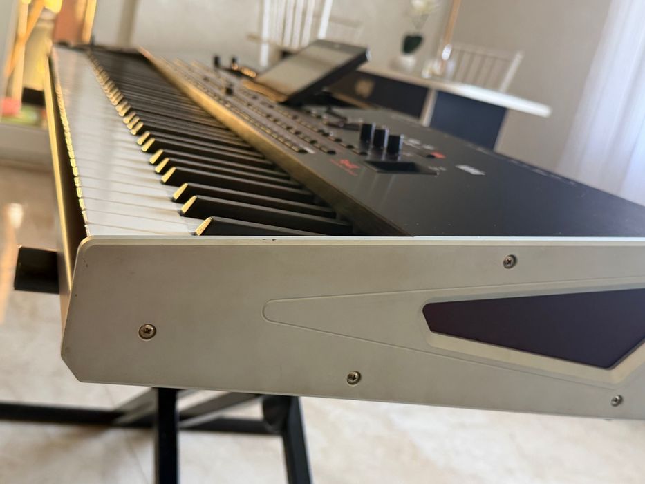 Korg pa4x 76 keys