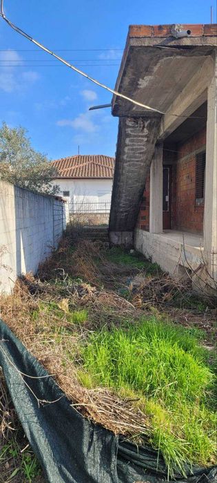 Къща в строеж Аспровалта, Гърция