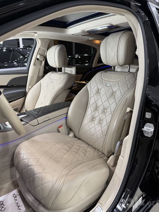 Mercedes Benz W222 S600 V12 Maybach