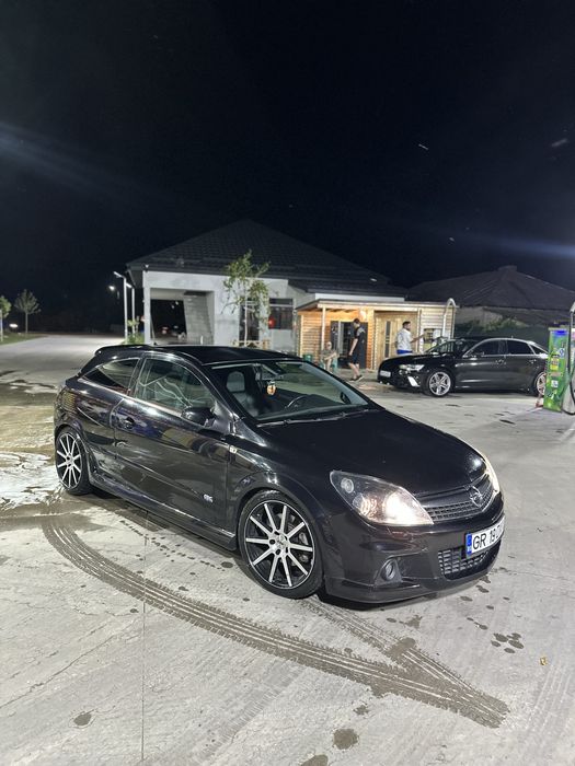 Opel astra h gtc 1.9 150