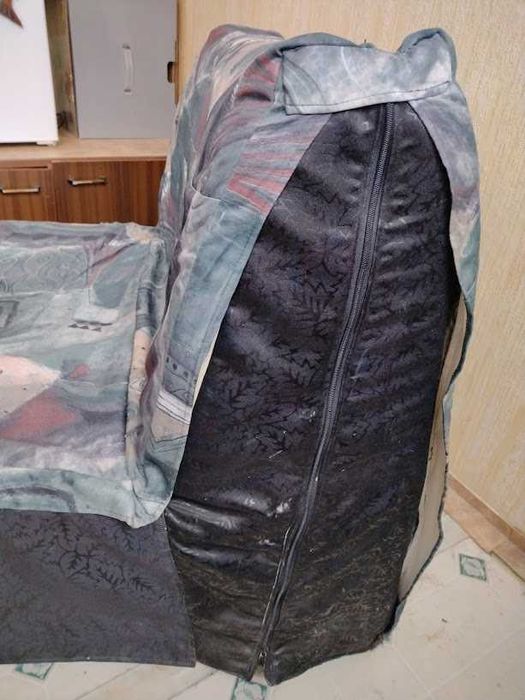 Кресло, отварящо се до едично легло