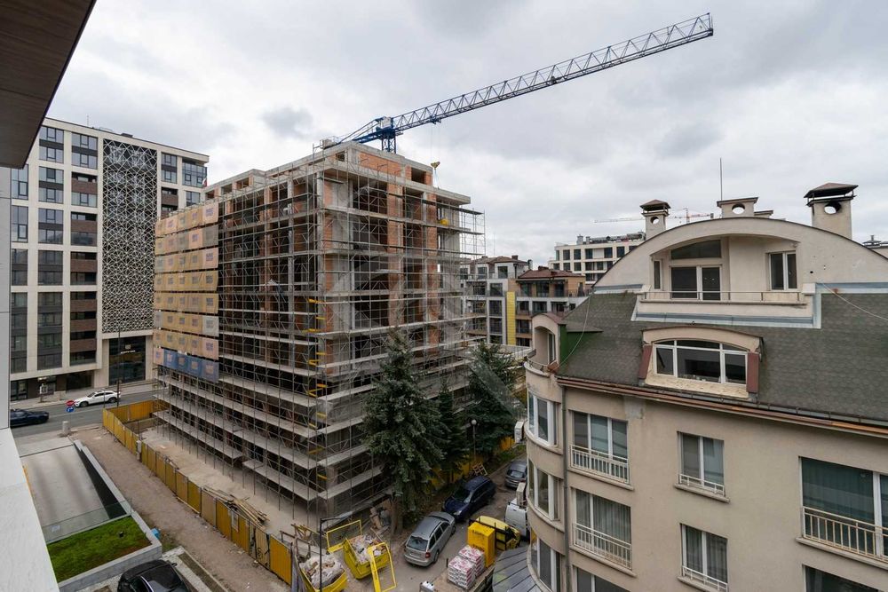 Продава се Двустаен апартамент в София, Кръстова вада - 73 кв.м за 1938 €/кв.м - Снимка #9