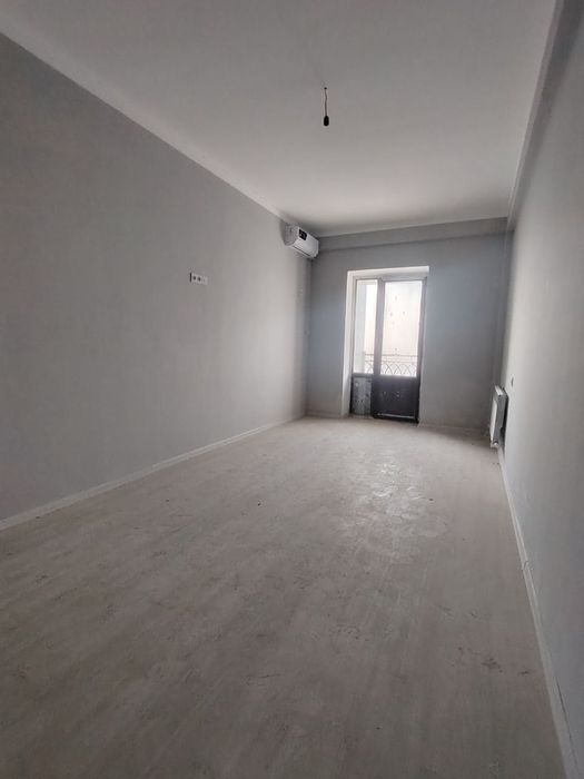 Tantana yaqinida kvartira zudlik bilan sotiladi