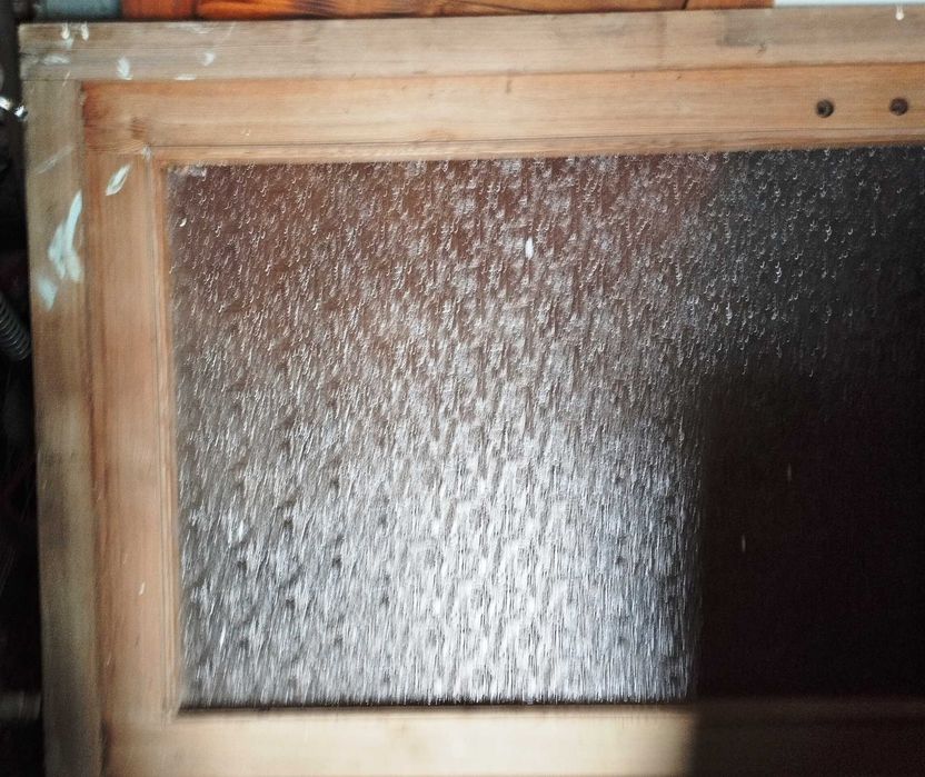 Дверь с косяком (деревянная)