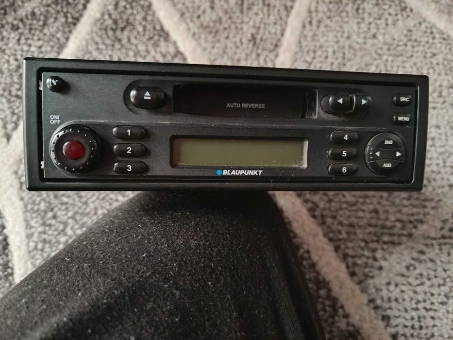 Radio casetofon Dacia Logan