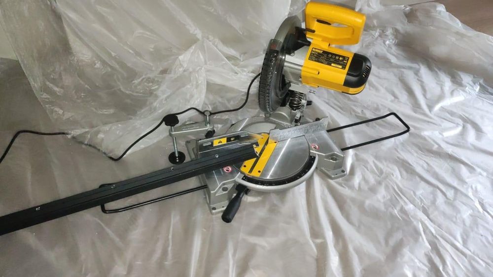 Торцовачная пила. Углорез