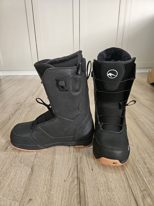 Boots FTWO Air New Aura 28.5 cm / 43,5, produs nou in cutie,