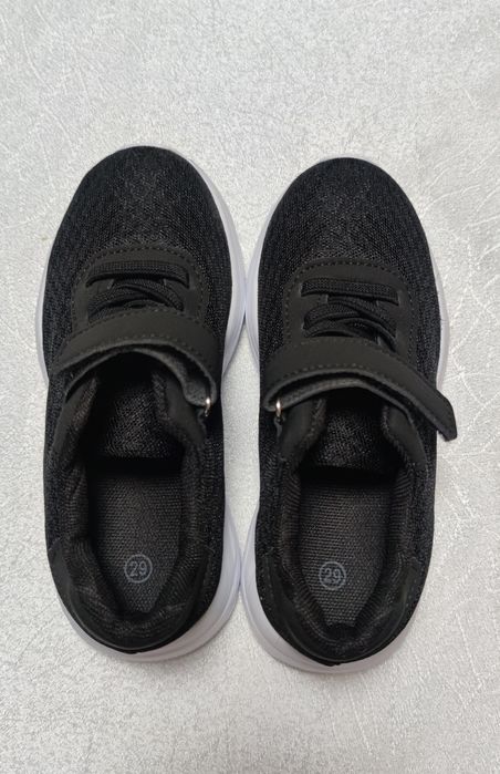 Детски маратонки НОВИ 2 броя, олекотени за момче