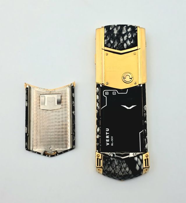 Vertu Signature S