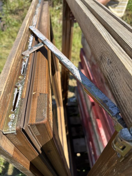 FEREASTRA LEMN Antichizat cabana rustic traditional geam termopan