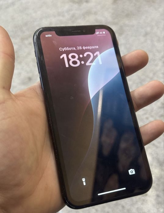 Продам айфон хр.