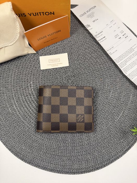 Louis Vuitton портфейли