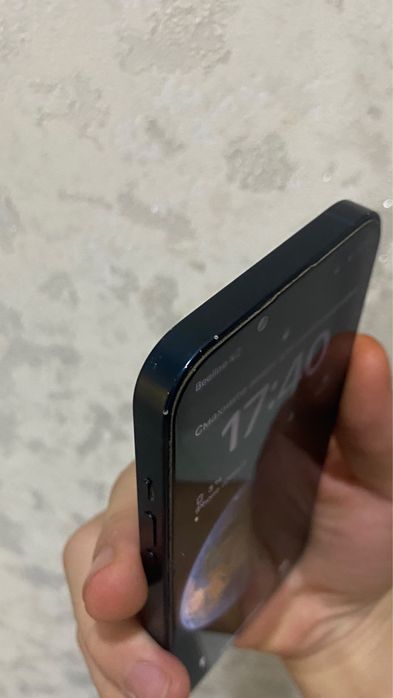 iPhone 13 без ремонта