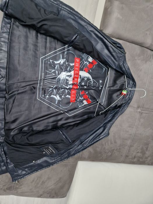 Vând geacă de piele Philipp Plein