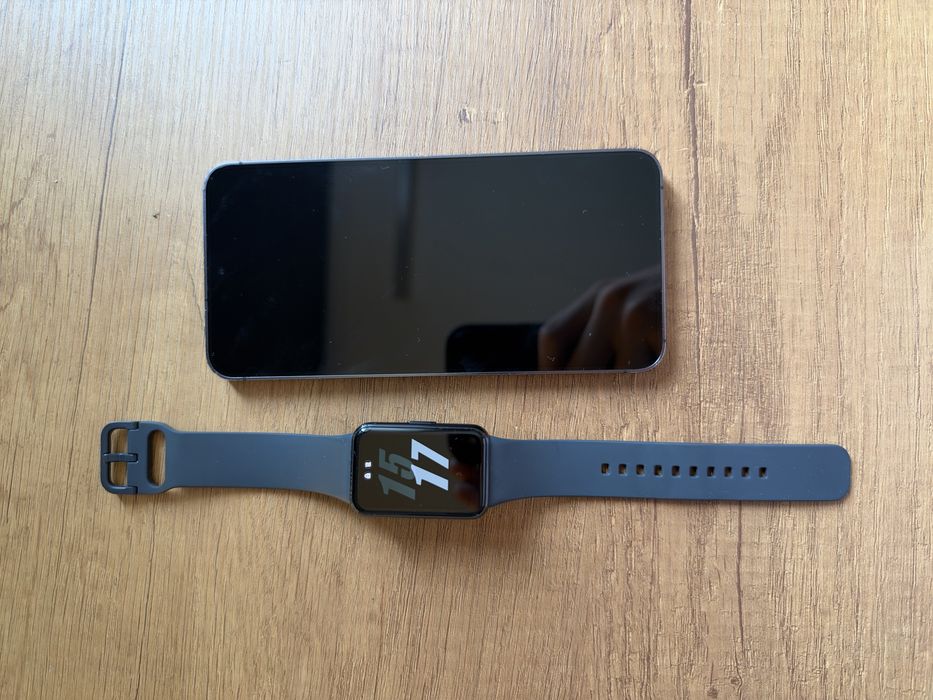 Samsung Galaxy S24 + Samsung Fit 3