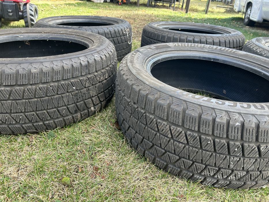 Продавам зимни гуми Bridgestone Blizzak 285/50R20