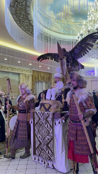 Трон тақ сүндет той батырлар