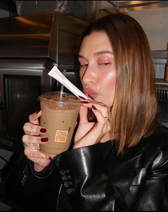 Лимитированные Блески Rhode Cinnamon Roll(оригинал)