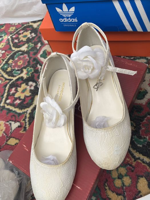 Туфельки детские продажа.