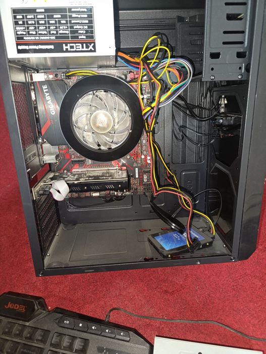 DDR4 Core 7 hd game plata +Shivaki 32 tv svetliy klaviatura kalonka