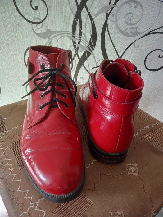 продам ботиночки р.37