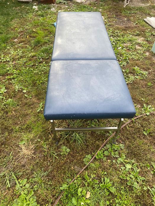 Vând pat pentru masaj