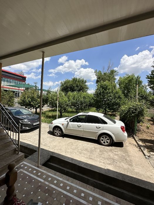 продам квартиру 4/1/5 Юнус Абад 19 квартал первая линия в доль дороги
