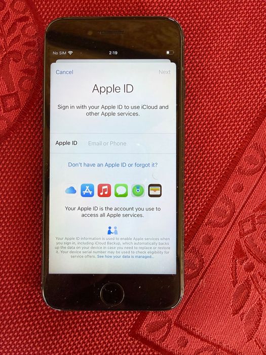 Продавам Iphone 7 32 GB