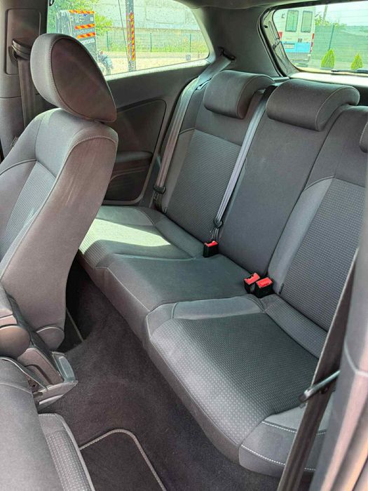 VW Polo 1.6 TDI Автоматик