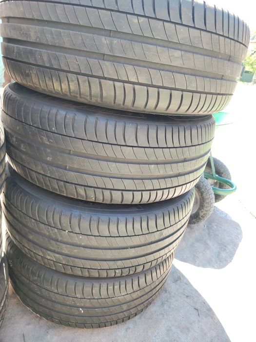4 бр летни 235/55/18 Michelin