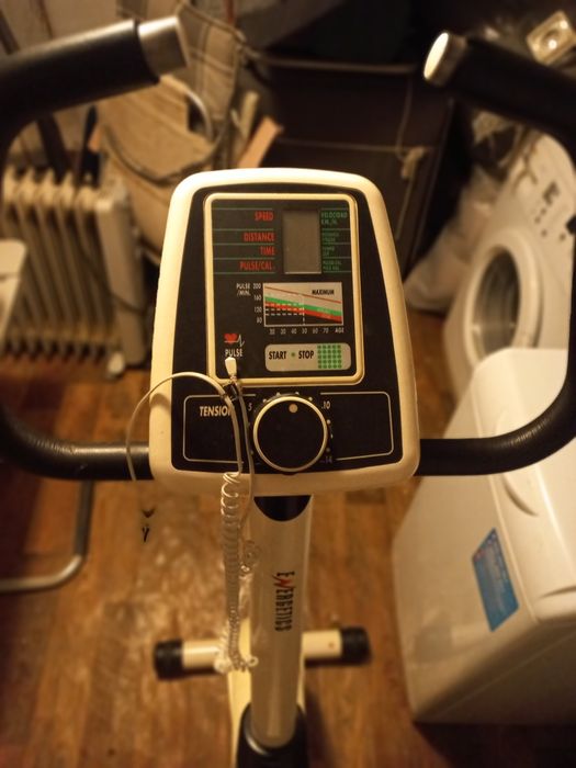 Велоергометър в добро състояние.