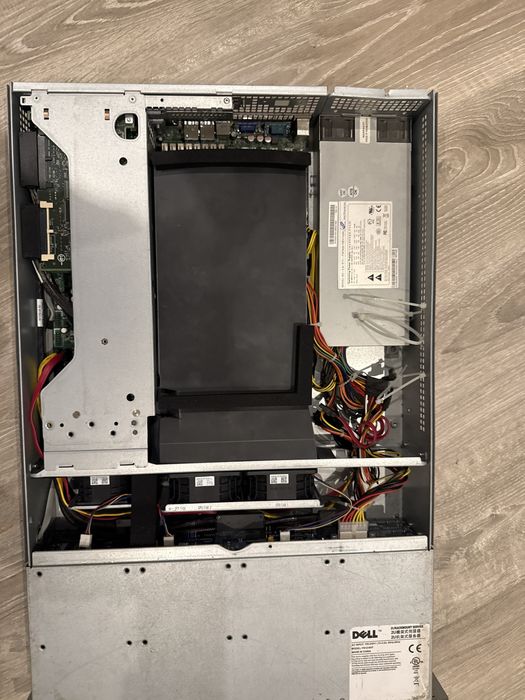 2 servere vechi dell si hp