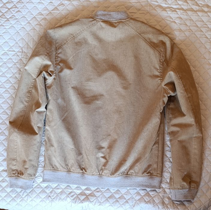 Яке бомбър LC WAIKIKI