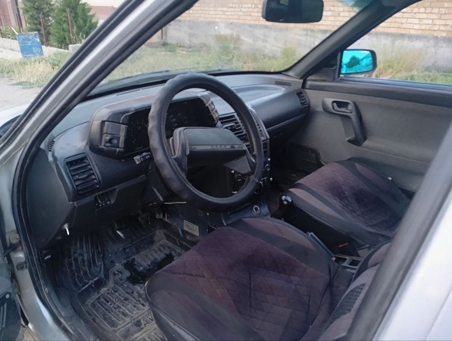 Vaz 2110 metan gazda 2000 yil pioriya mator, gidravlik rul, mijigar pu