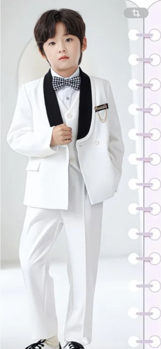 Брючный костюм белыйһ для мальчика тройка