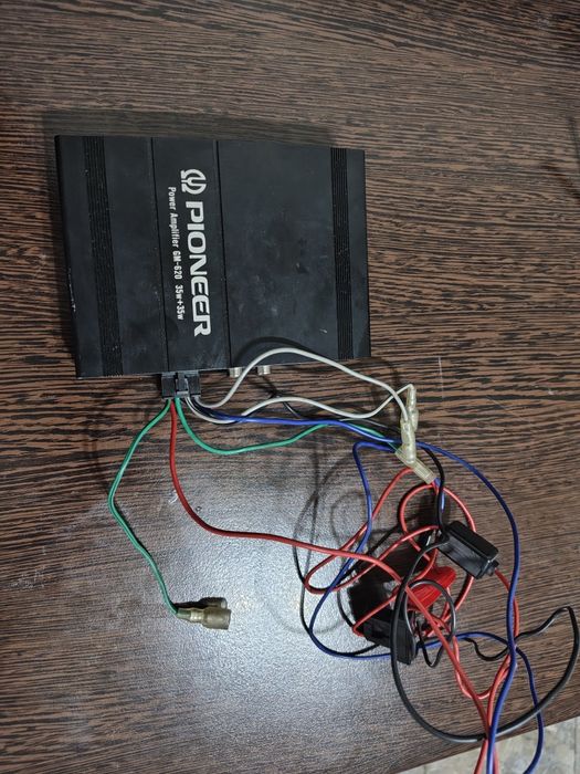 Amplificator Pioneer