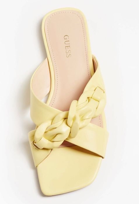 Естествена кожа чехли Guess