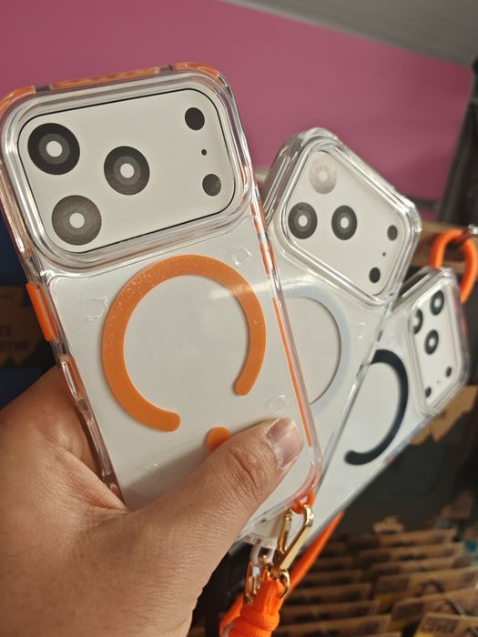 IPhone 17 Pro,17 Pro Max  Magsafe гърбове с връзка през рамо