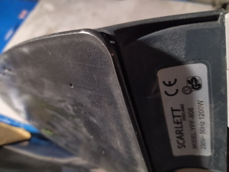 Утюг Scarlet модель