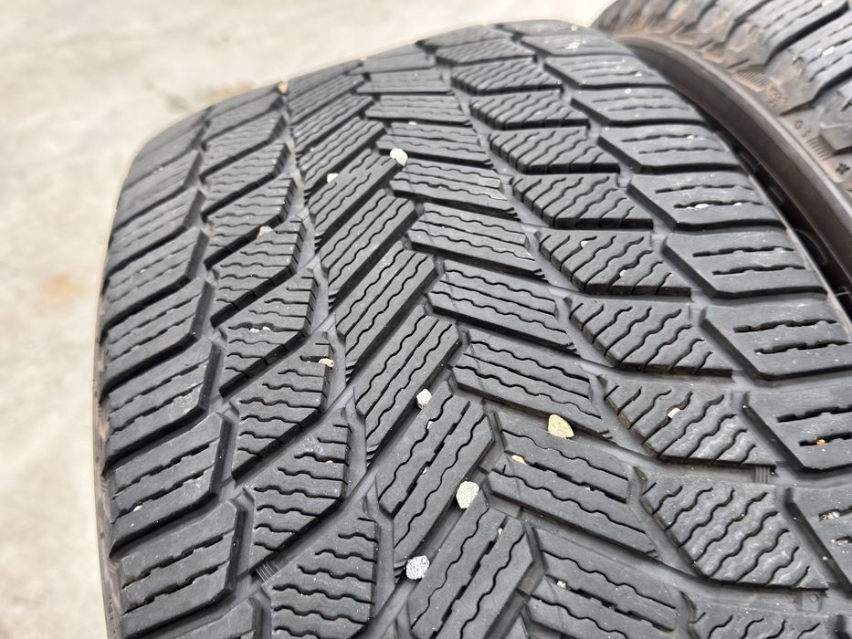 275/50/R20 Micnelin X-ICe snow Suv 2бр зимни dot1722