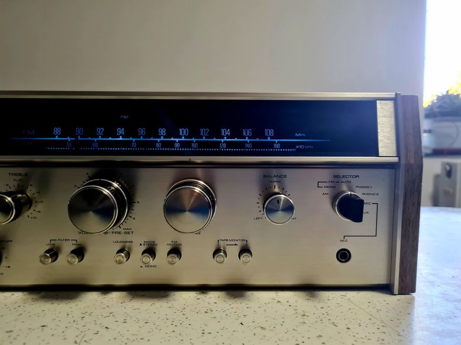 Amplituner Akai AA-920