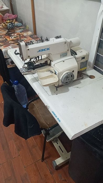 Петля тугма сотлади